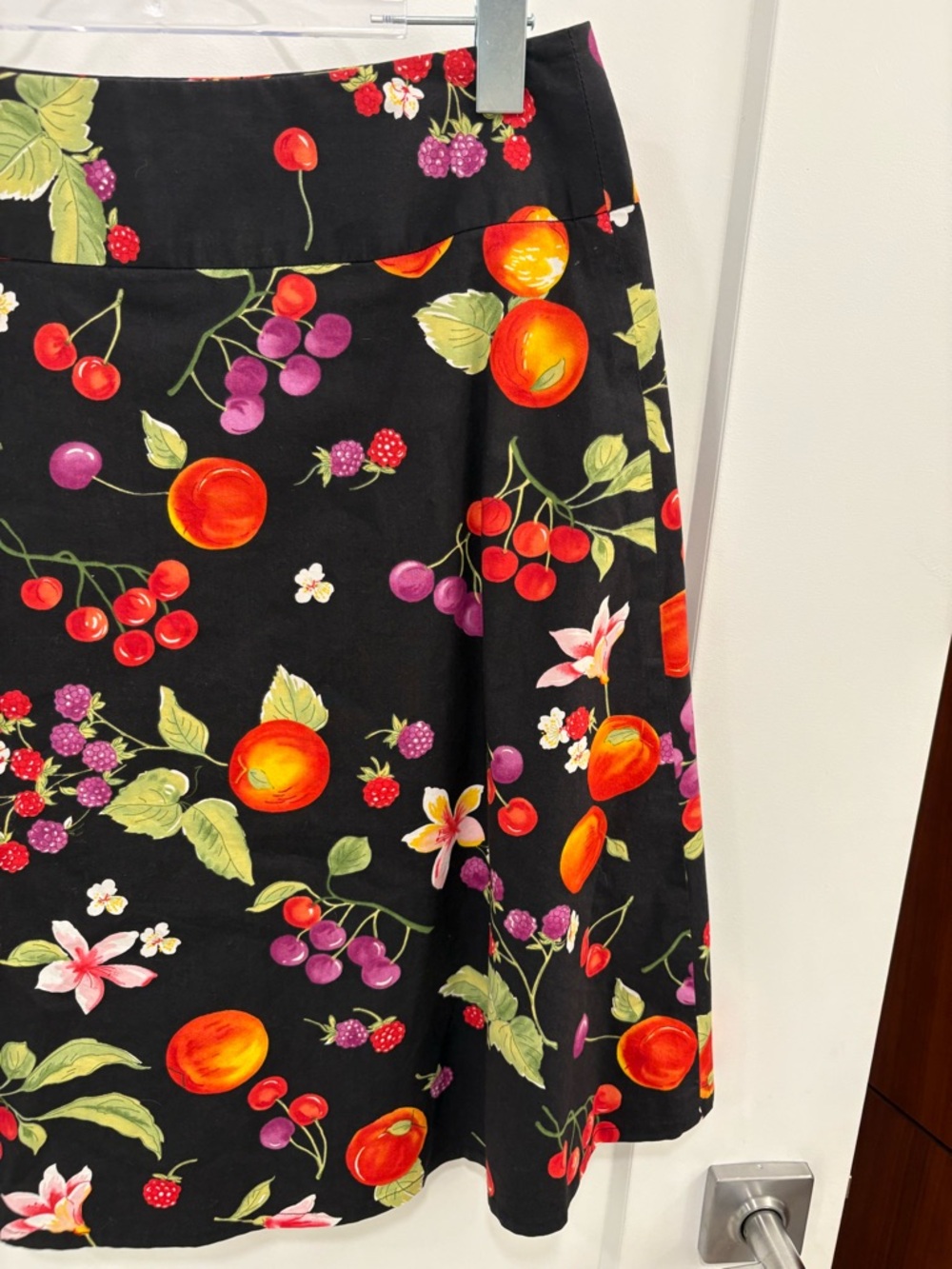 Vintage Y2K Black Rafaella Fruit Flower Print Novelty A-line Skirt Size 10 - Picture 9 of 9